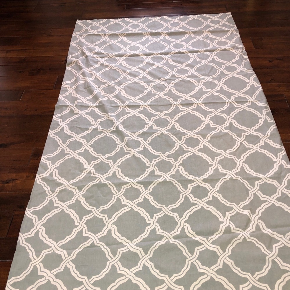 Pottery Barn "kendra trellis - gray" linen lined drapery panel 50x84 inches